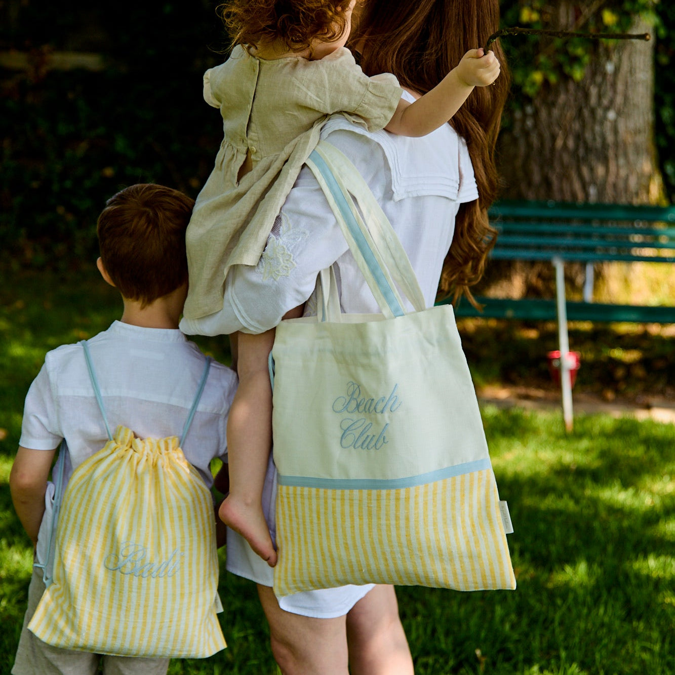 Mom Beach Club Linen Bag